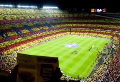 半岛体育-内马尔迎来十二赛季高光表现，IG球迷沸腾！